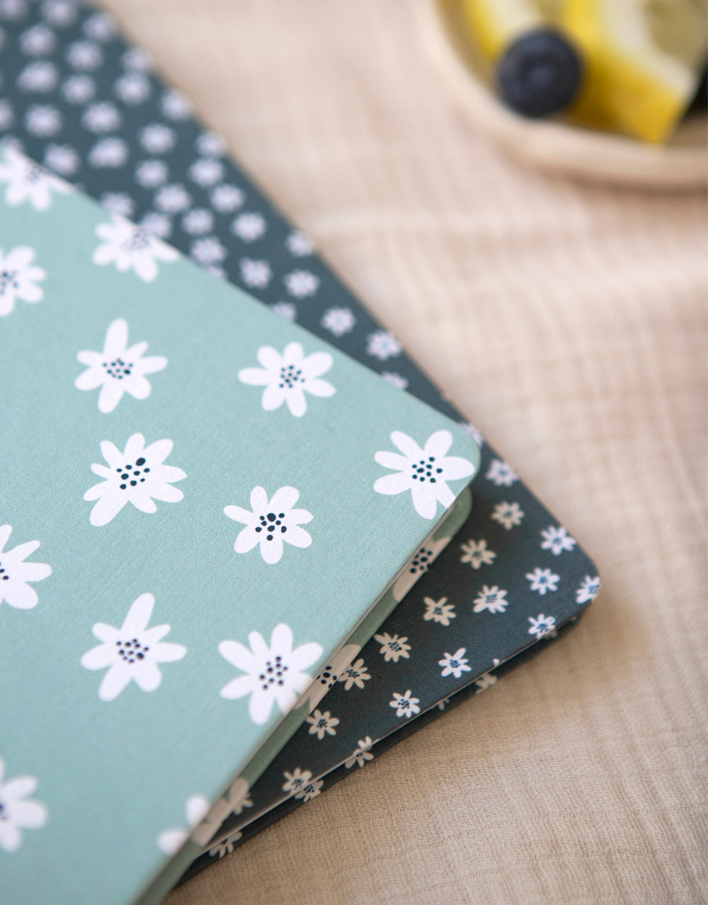 Letts Daisies Diary 2025-2026 #colour_mint