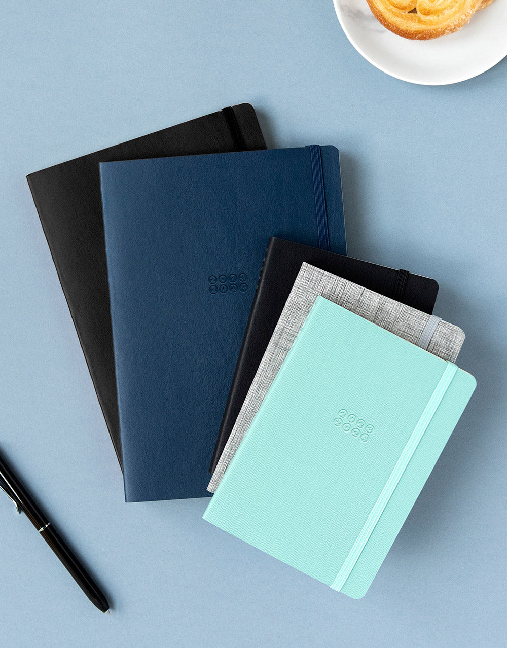 Edge A5 Week to View with Notes 18-Month Diary 2023-2024 - Multilanguage - Navy - Letts of London#colour_navy