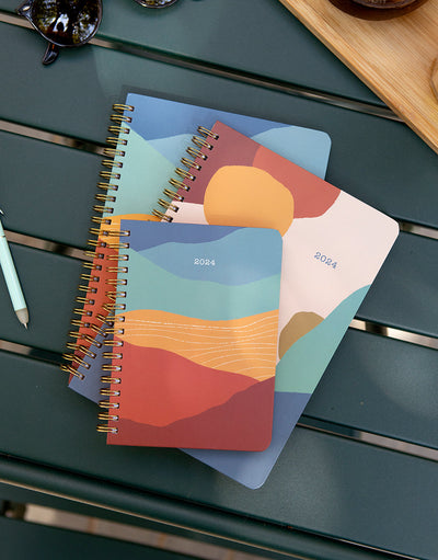 Earth A5 Week to View Diary 2024 - Multilanguage#colour_noon